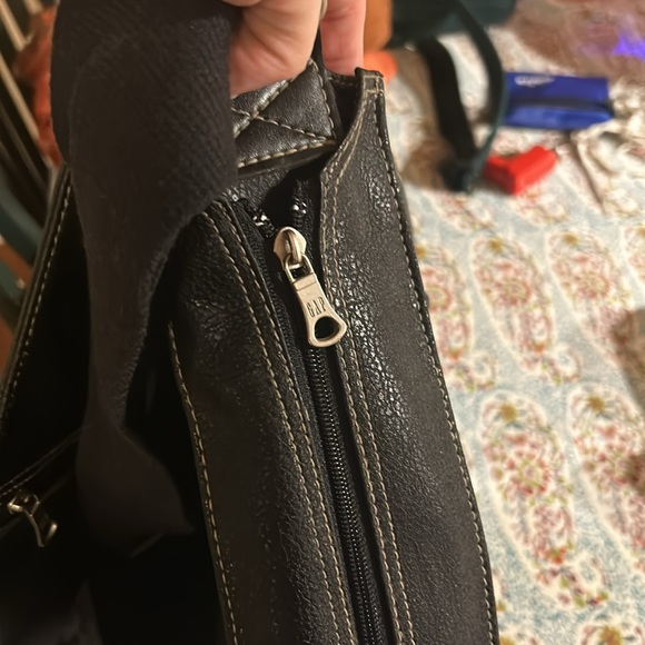 GAP Laptop Satchel Faux/Vegan Leather Expandable - Picture 10 of 14
